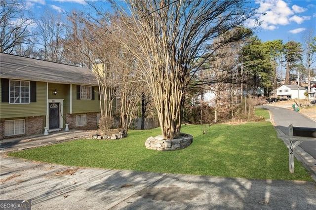 902 Traymore Drive, Norcross, GA 30093