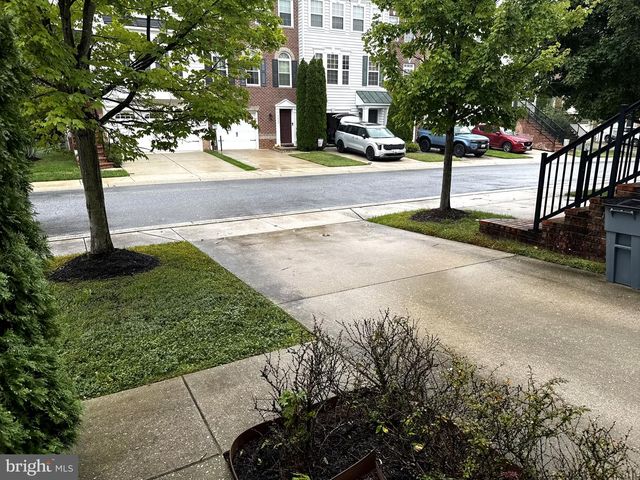 9821 SOLAR CRSE, Laurel, MD 20723