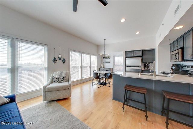 10605 Meeting St 403, Louisville, KY 40059