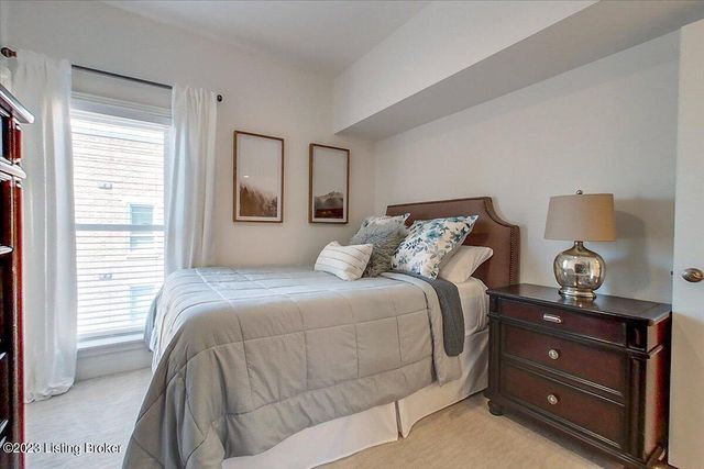 10605 Meeting St 403, Louisville, KY 40059