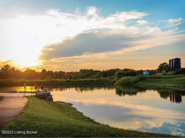 10605 Meeting St 403, Louisville, KY 40059