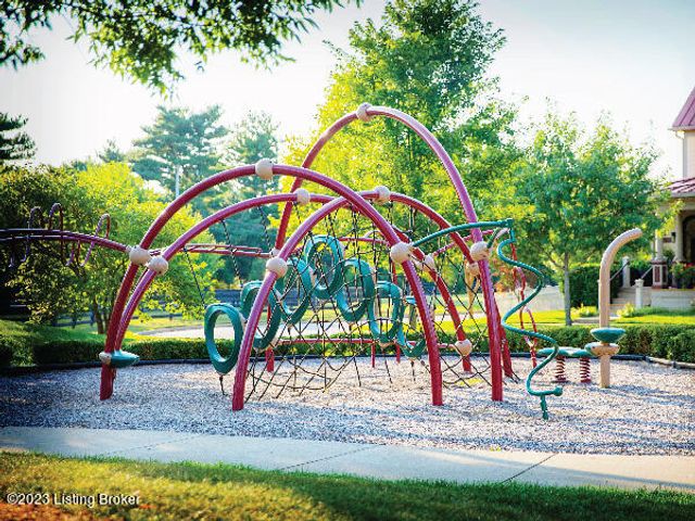 10605 Meeting St 403, Louisville, KY 40059