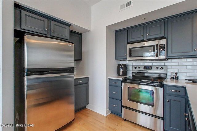 10605 Meeting St 403, Louisville, KY 40059