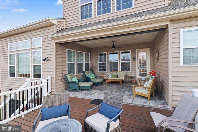 165 EDGEWATER DR, Fredericksburg, VA 22406