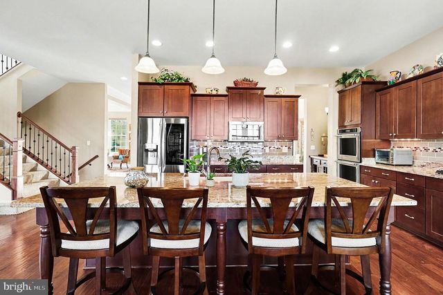 165 EDGEWATER DR, Fredericksburg, VA 22406