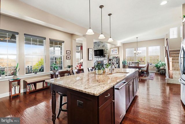 165 EDGEWATER DR, Fredericksburg, VA 22406