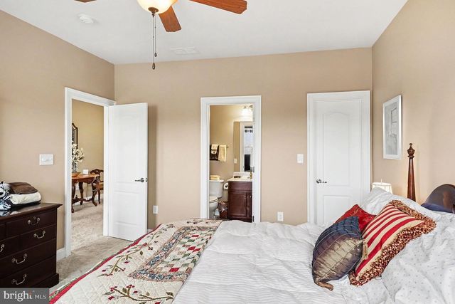 165 EDGEWATER DR, Fredericksburg, VA 22406