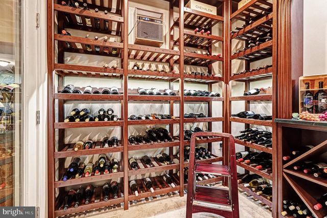 165 EDGEWATER DR, Fredericksburg, VA 22406