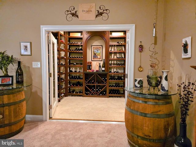 165 EDGEWATER DR, Fredericksburg, VA 22406