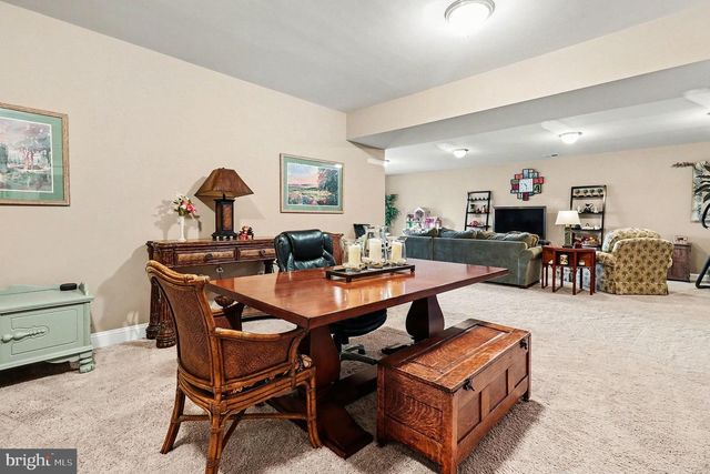 165 EDGEWATER DR, Fredericksburg, VA 22406