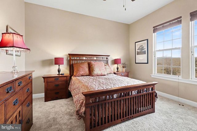 165 EDGEWATER DR, Fredericksburg, VA 22406