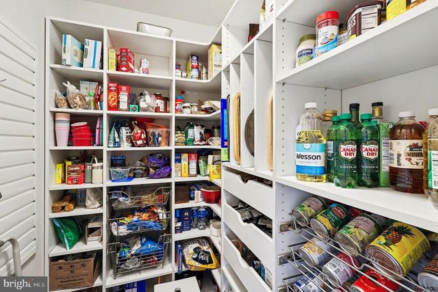 165 EDGEWATER DR, Fredericksburg, VA 22406