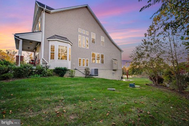 165 EDGEWATER DR, Fredericksburg, VA 22406