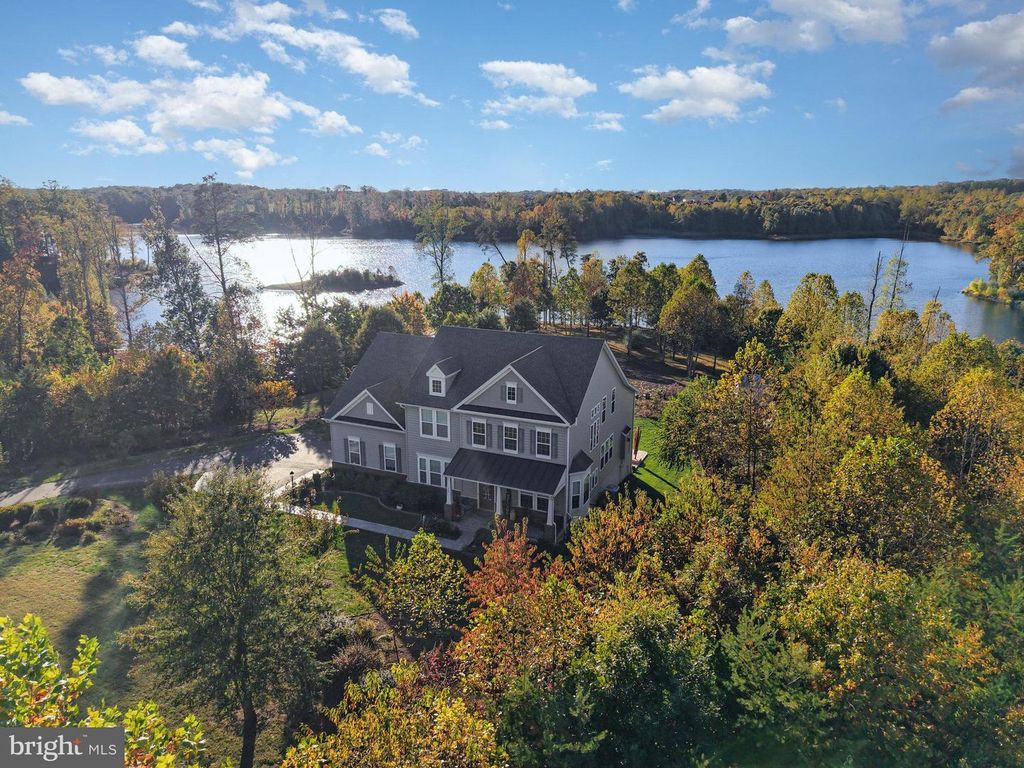 165 EDGEWATER DR, Fredericksburg, VA 22406