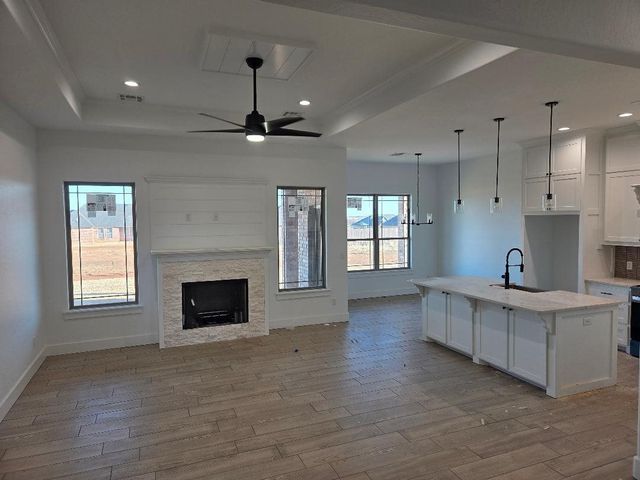 5692 NE Minnow Ln, Elgin, OK 73538