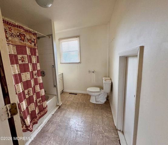 83 Avenue D, Atlantic Highlands, NJ 07716