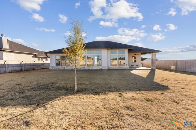 2608 Cibolo Creek Drive, Temple, TX 76502