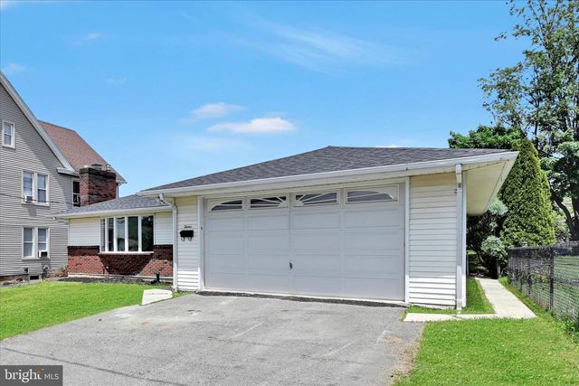 12 W 10TH ST, Jim Thorpe, PA 18229