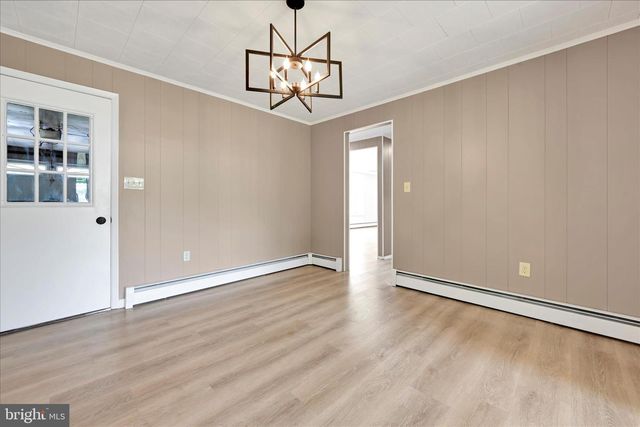 12 W 10TH ST, Jim Thorpe, PA 18229