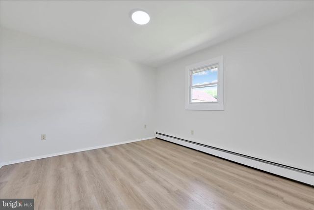 12 W 10TH ST, Jim Thorpe, PA 18229