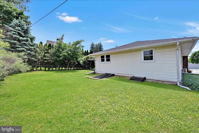 12 W 10TH ST, Jim Thorpe, PA 18229