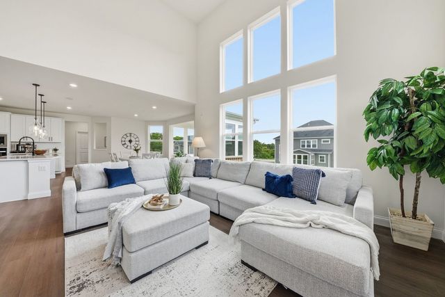 6303 Julie Court, Lisle, IL 60532