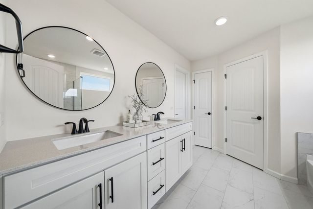 6303 Julie Court, Lisle, IL 60532