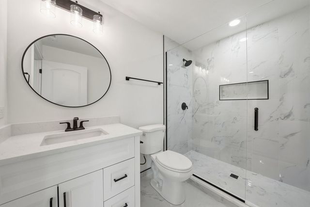 6303 Julie Court, Lisle, IL 60532