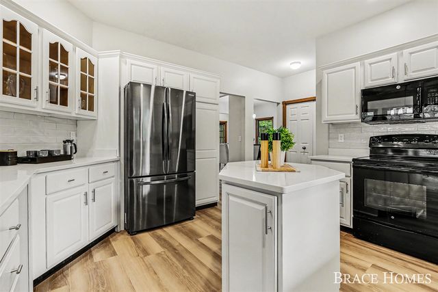 2155 Timber Valley Drive, Grand Rapids, MI 49525
