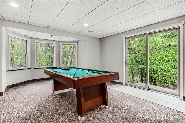 2155 Timber Valley Drive, Grand Rapids, MI 49525
