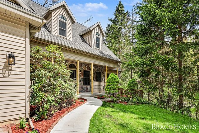 2155 Timber Valley Drive, Grand Rapids, MI 49525