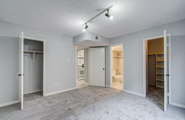 6402 Del Monte Drive 42, Houston, TX 77057