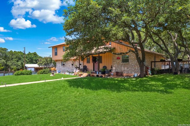 410 Susie Dr, Canyon Lake, TX 78133
