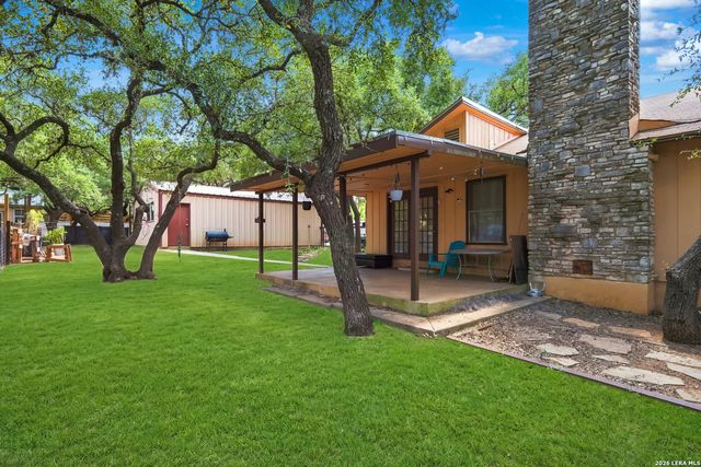 410 Susie Dr, Canyon Lake, TX 78133