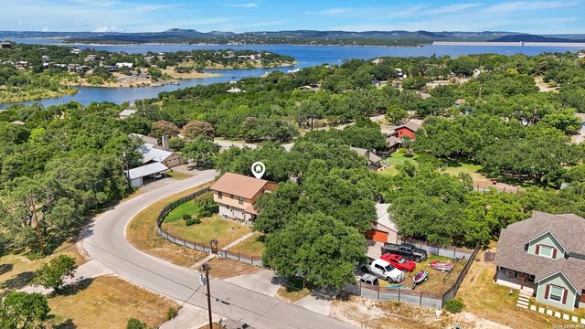 410 Susie Dr, Canyon Lake, TX 78133