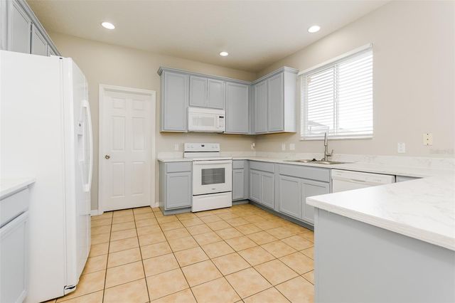 513 BERRY JAMES COURT, Kissimmee, FL 34744