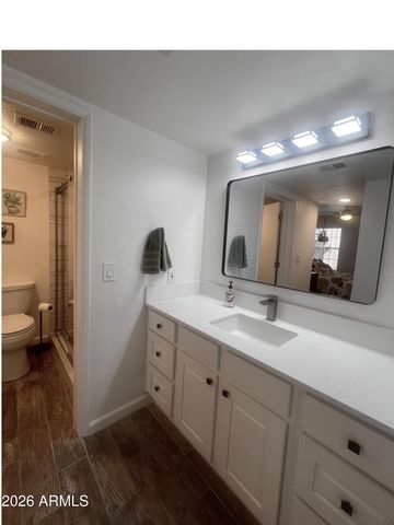 1333 E MORTEN Avenue 117, Phoenix, AZ 85020