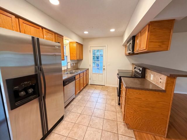 2807 Ohenry Road, Brooklyn Center, MN 55430