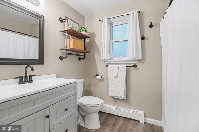 210 ADELIA ST, Middletown, PA 17057