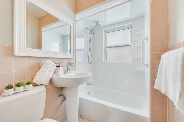 44 Jasper Street, Saugus, MA 01906