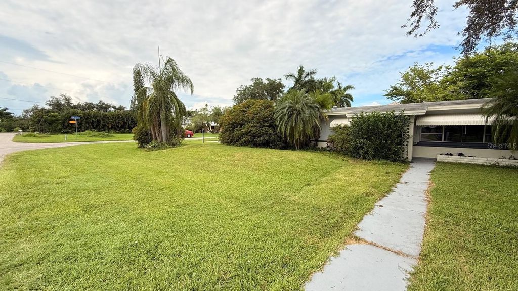 2231 RANDOLPH DRIVE, Fort Myers, FL 33905