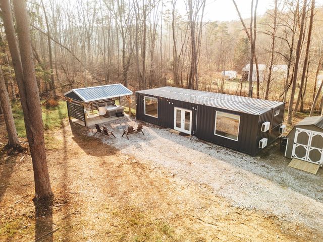 22959 Bigham Road, Rockbridge, OH 43149