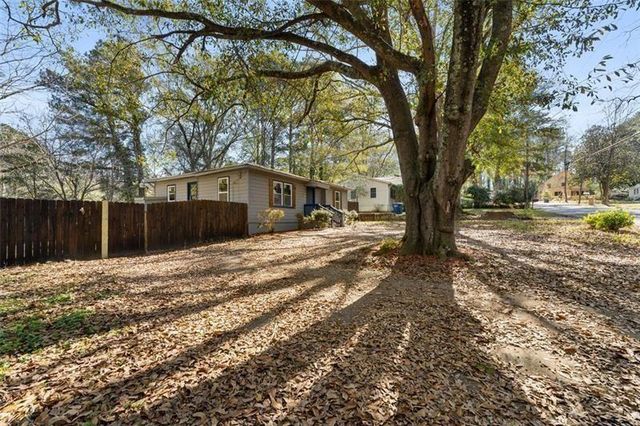 501 Aberdeen Drive NW, Atlanta, GA 30318