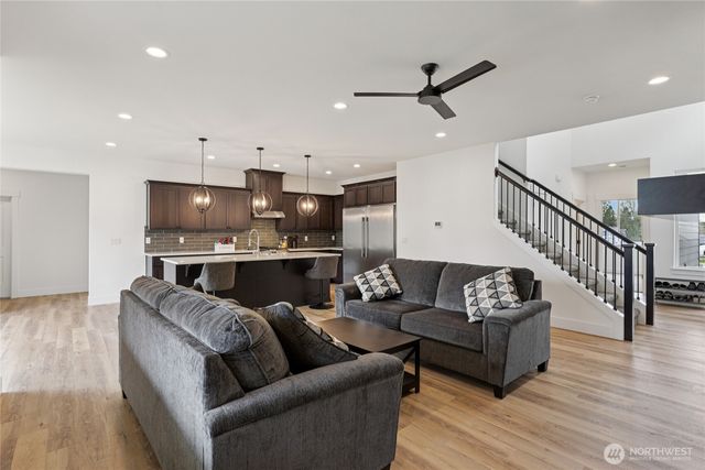 923 198th Street Ct E, Spanaway, WA 98387