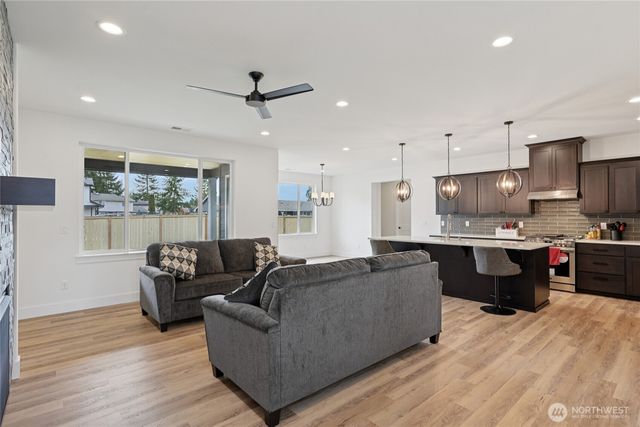 923 198th Street Ct E, Spanaway, WA 98387