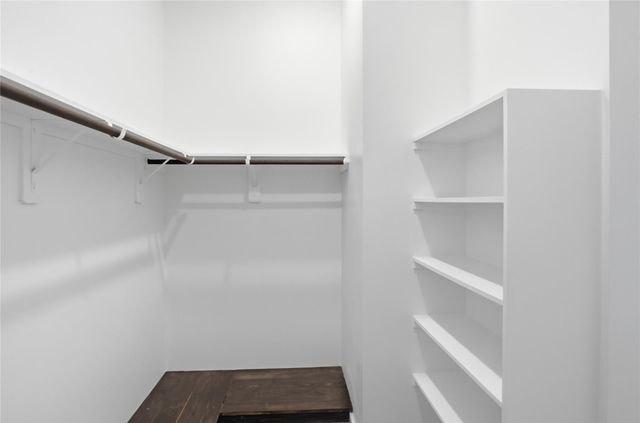 6728 Parker Grove Lane, Houston, TX 77076