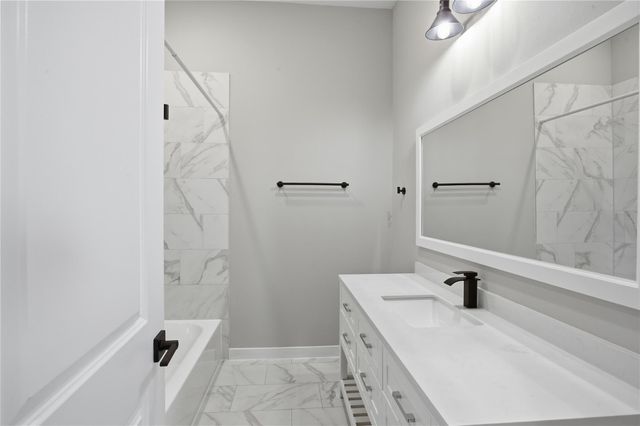 6728 Parker Grove Lane, Houston, TX 77076