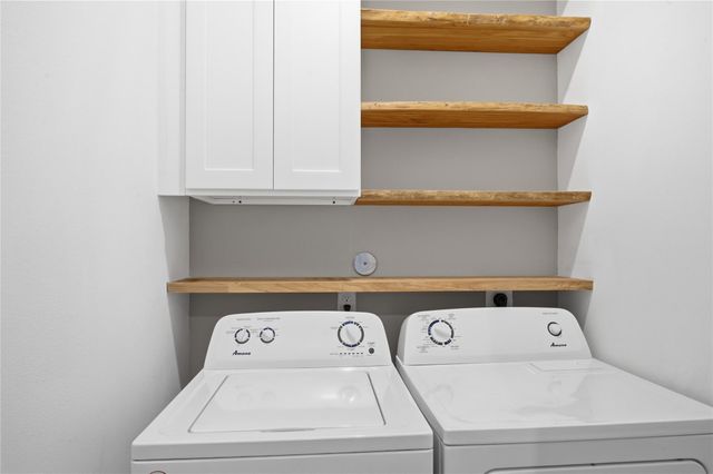 6728 Parker Grove Lane, Houston, TX 77076