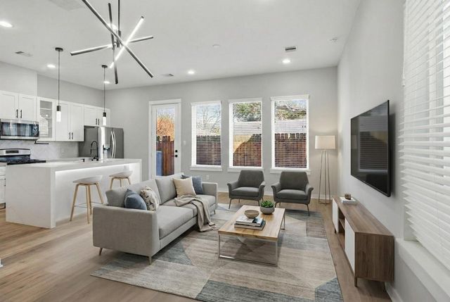 6728 Parker Grove Lane, Houston, TX 77076