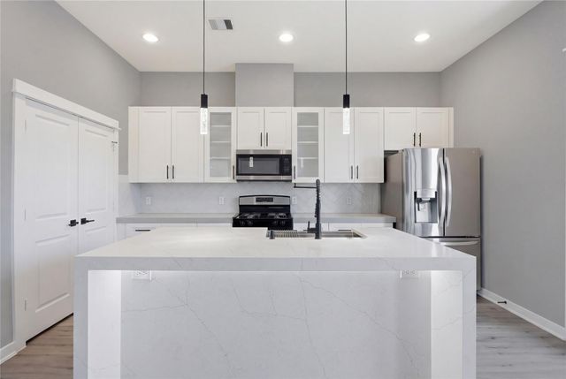 6728 Parker Grove Lane, Houston, TX 77076